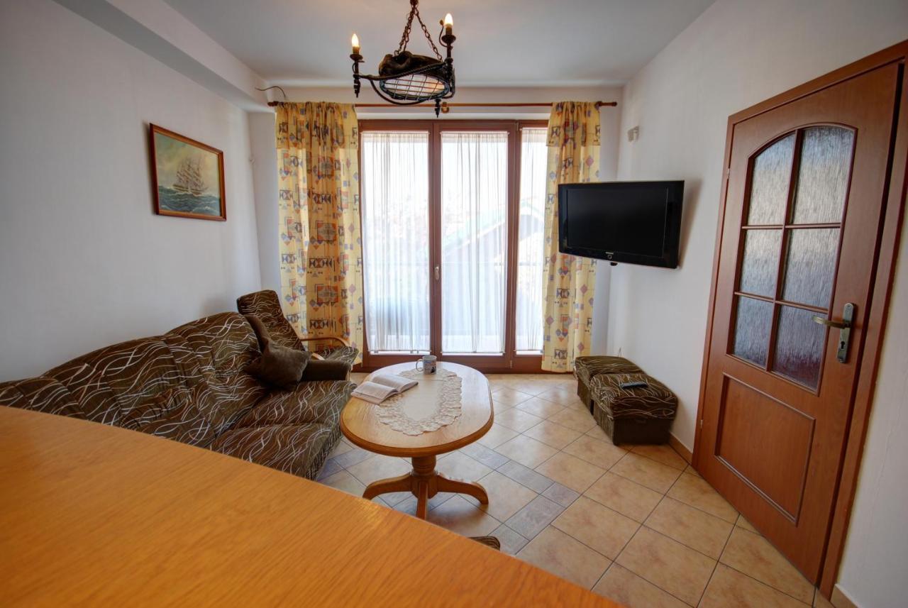 Apartment W Helu